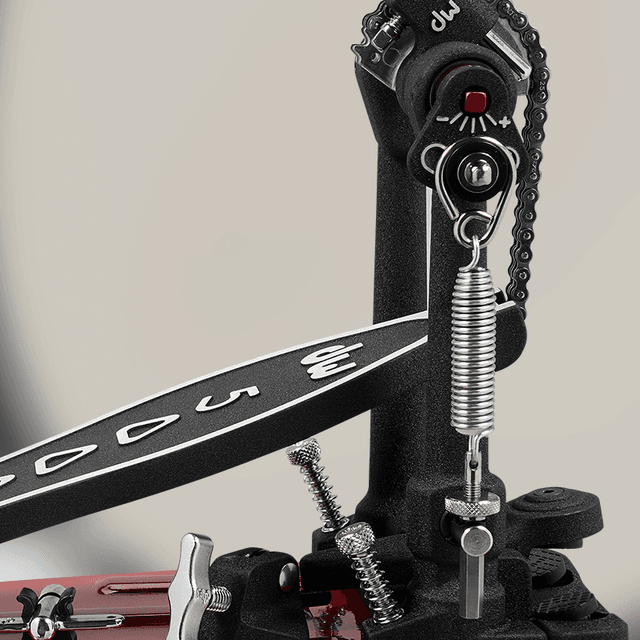 https://www.dwdrums.com/_next/image/?url=https%3A%2F%2Fa.storyblok.com%2Ff%2F165398%2F800x800%2F3f774d2eb0%2Fdwcp5000ad4_inset2.png&w=640&q=75