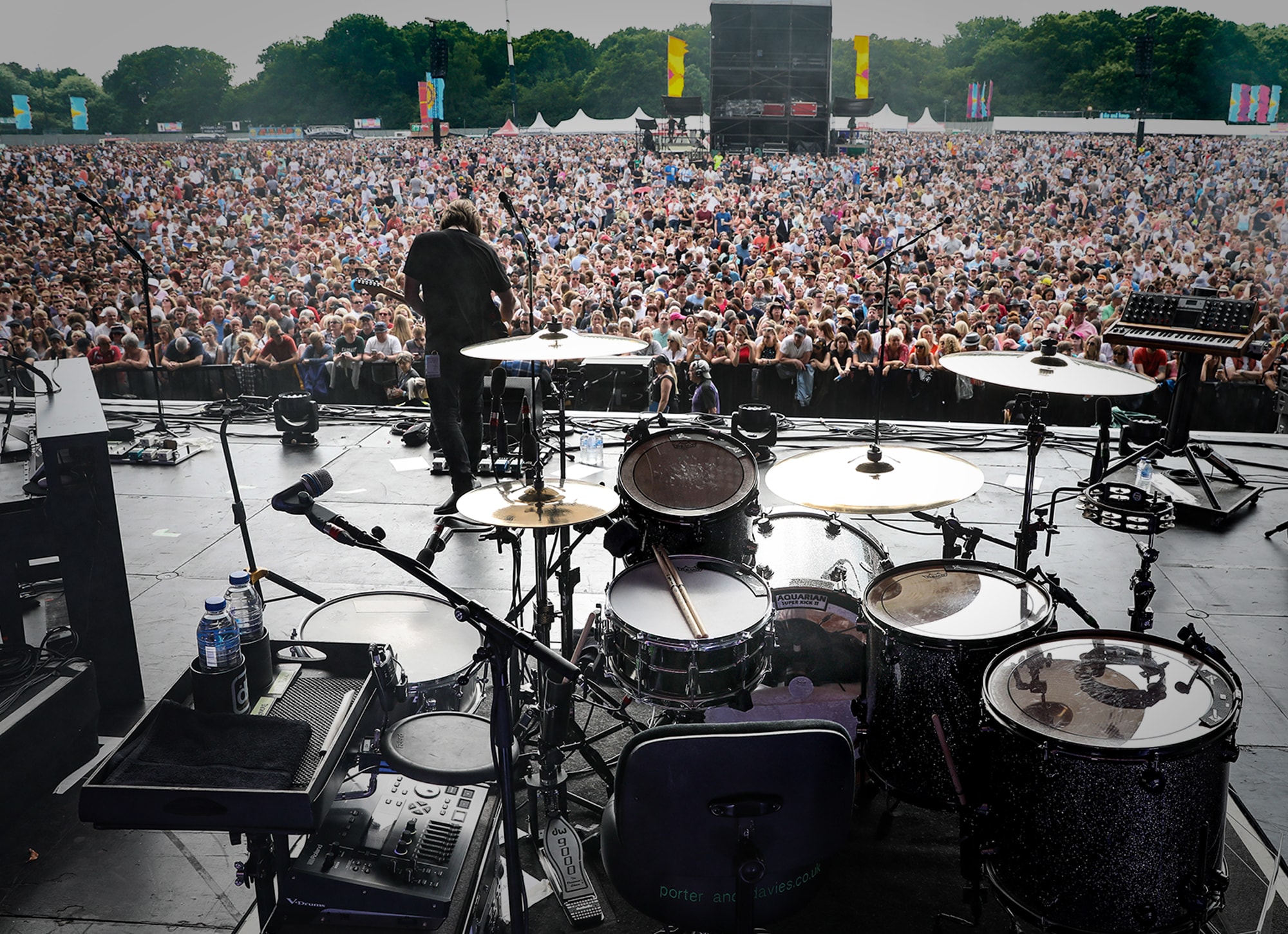 Backline_SnowPatrol_by_DavidPhillips