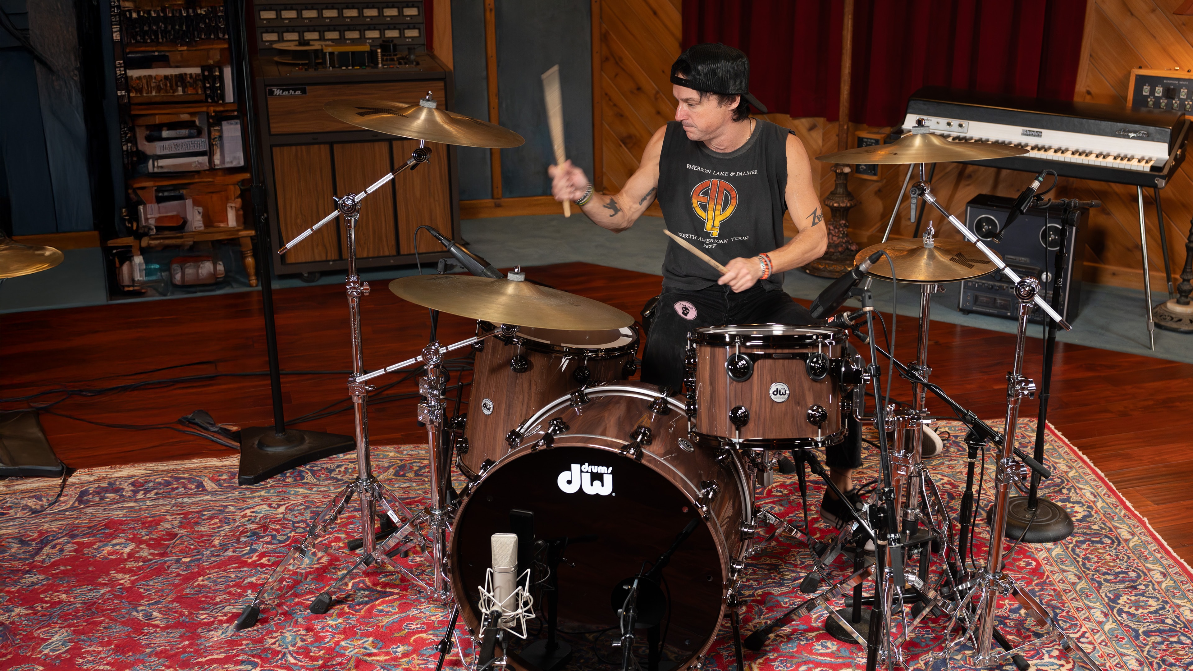 DW Collector's Series Pure Walnut